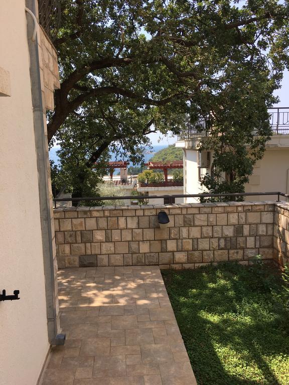 Villa Julia Petrovac na moru Exterior foto